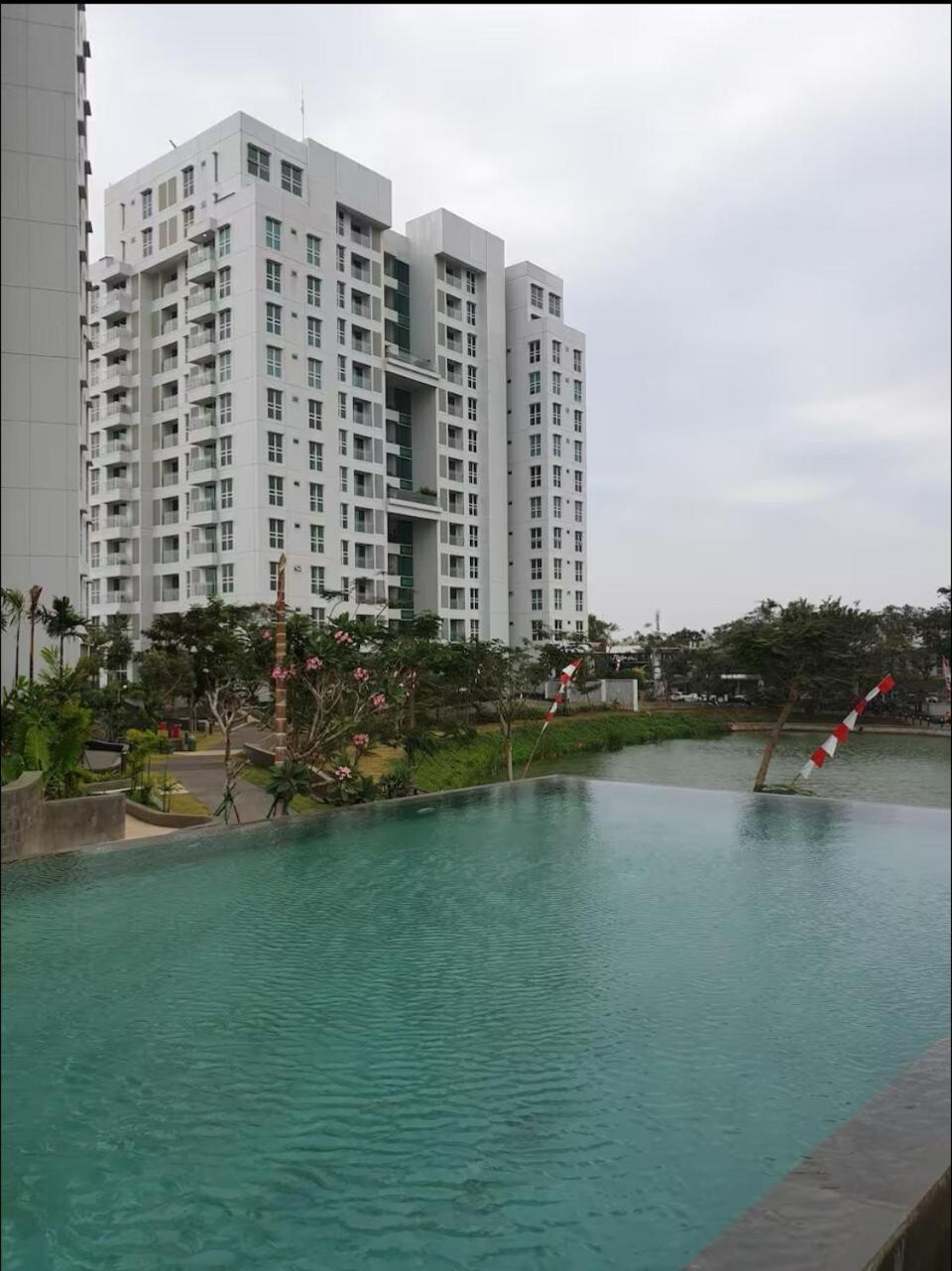 2br Peaceful & Cozy Family Apartment Jakarta